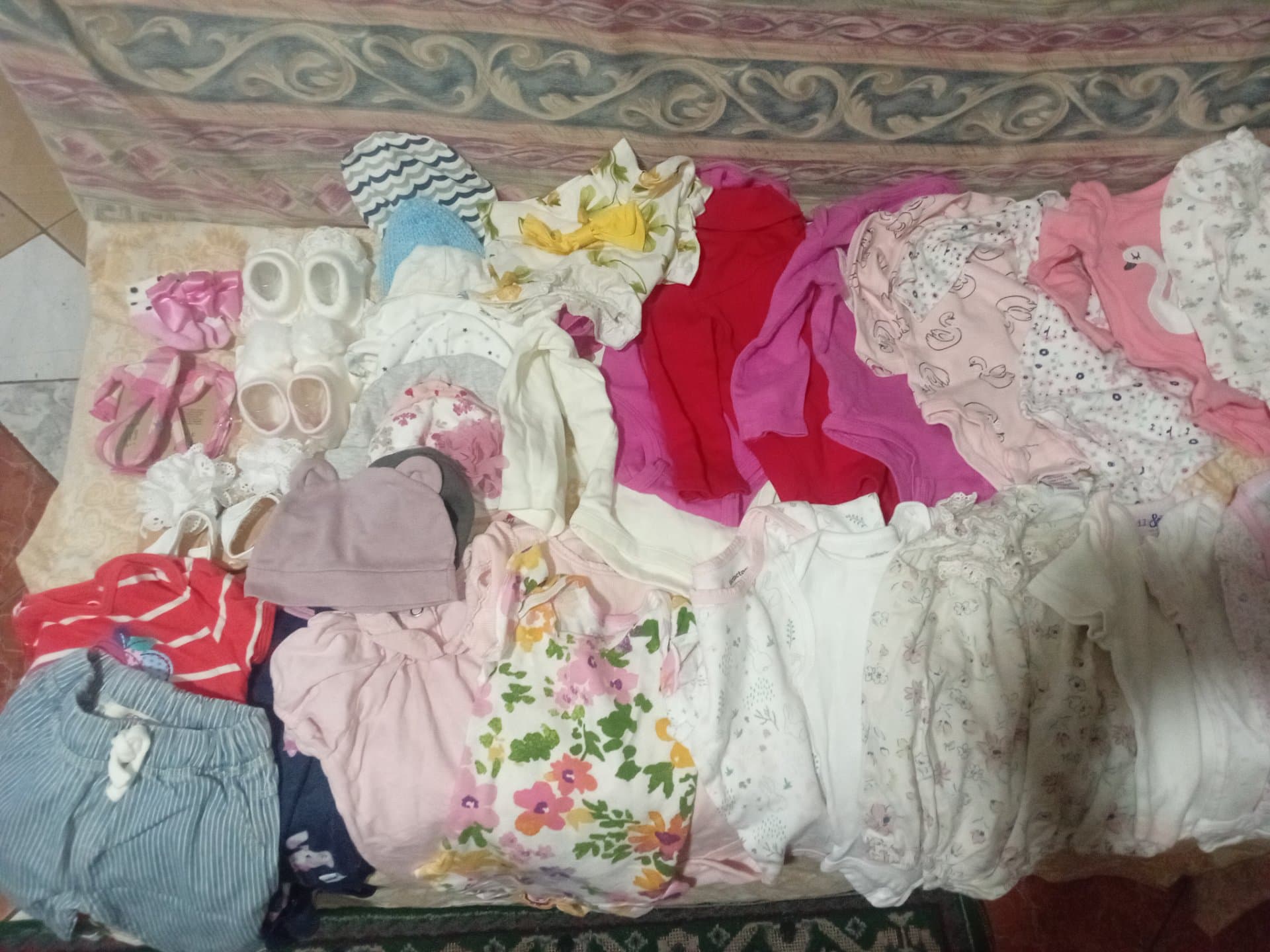 Baby clothing and shoes etc